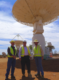 CSIRO Murchison Radio-astronomy Observatory (MRO) Site Manager Barry Turner, Senator Chris Evans and CSIRO ASKAP Director Ant Schinckel in front of one of CSIRO's ASKAP antennas at the MRO on 19 January 2012. Credit: Alex Bonazzi.